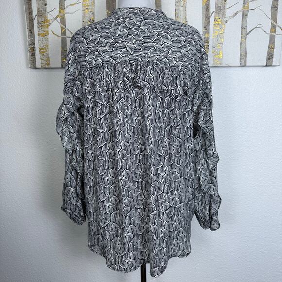 NWT Max Studio Patterned Ruffle Button Down Blouse Tunic Black White 1X - Picture 4 of 6